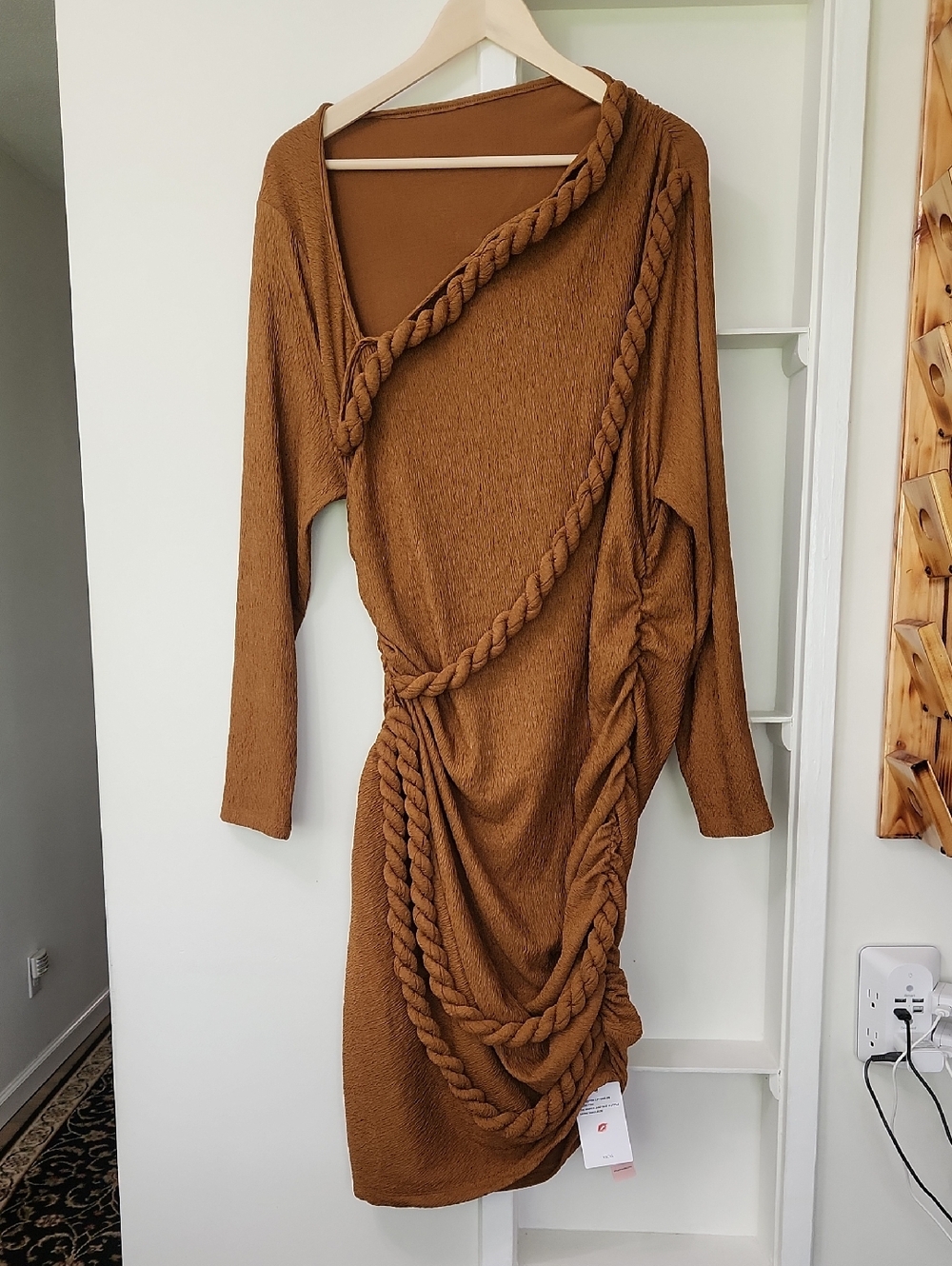 Micas Twist Knot Ruched Asymmetrical Long Sleeve Dress 2X - Picture 4 of 16